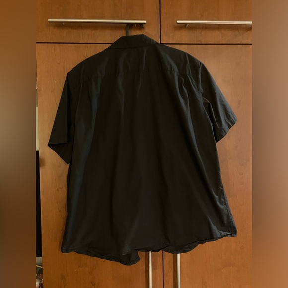 Levi’s Black Short Sleeve Men’s Shirt - Size XL - Picture 3 of 3
